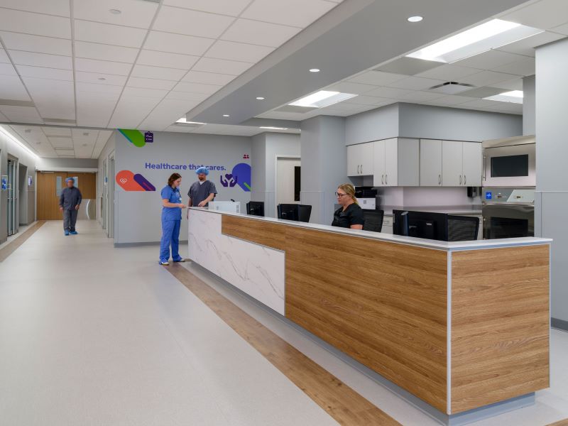 The Iowa Clinic South Waukee Surgery Center nurses desk