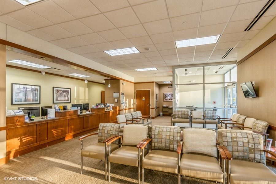 Urbandale Clinic Lobby Alternate View 2