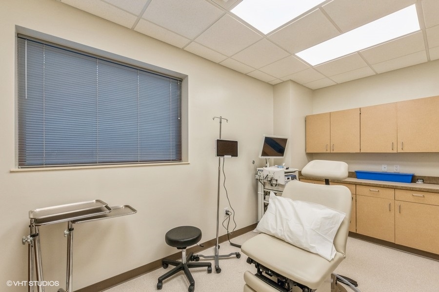 Urbandale Exam Room