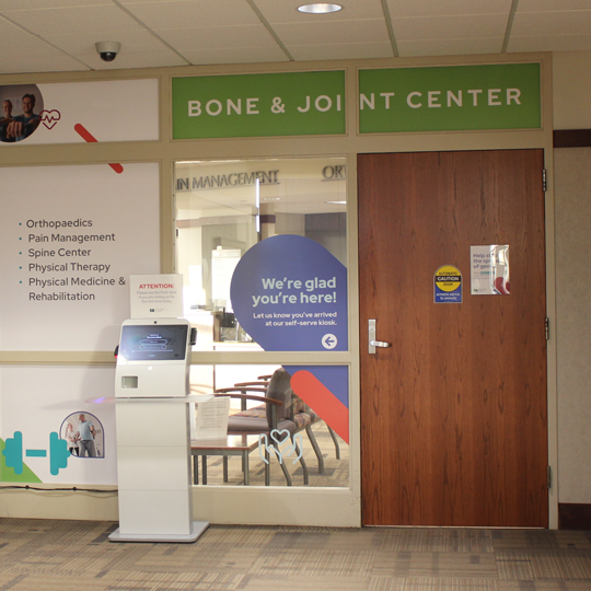 The Iowa Clinic West Des Moines Bone & Joint entrance