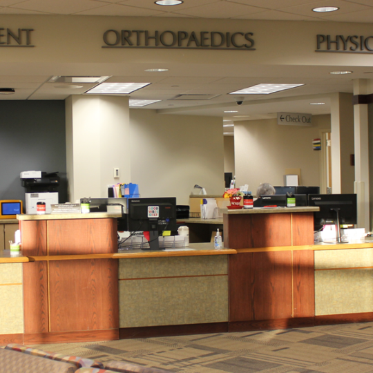 The Iowa Clinic West Des Moines Orthopaedics front desk
