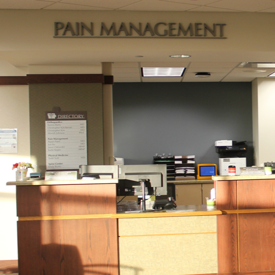 The Iowa Clinic West Des Moines Pain Management front desk